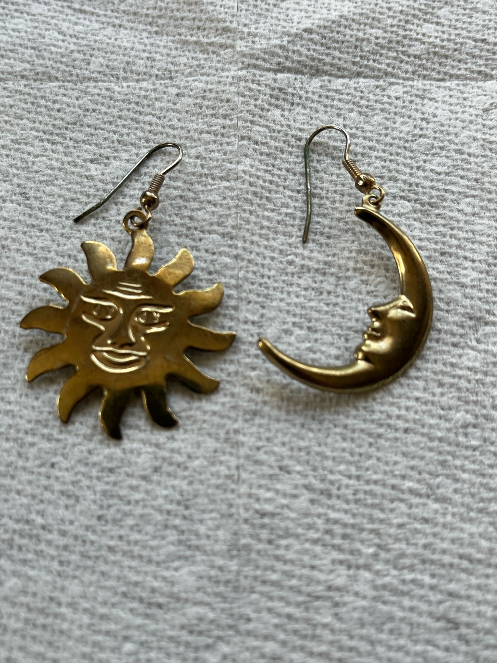 Vintage Gold Sun and Moon Dangle Earrings - Unbranded